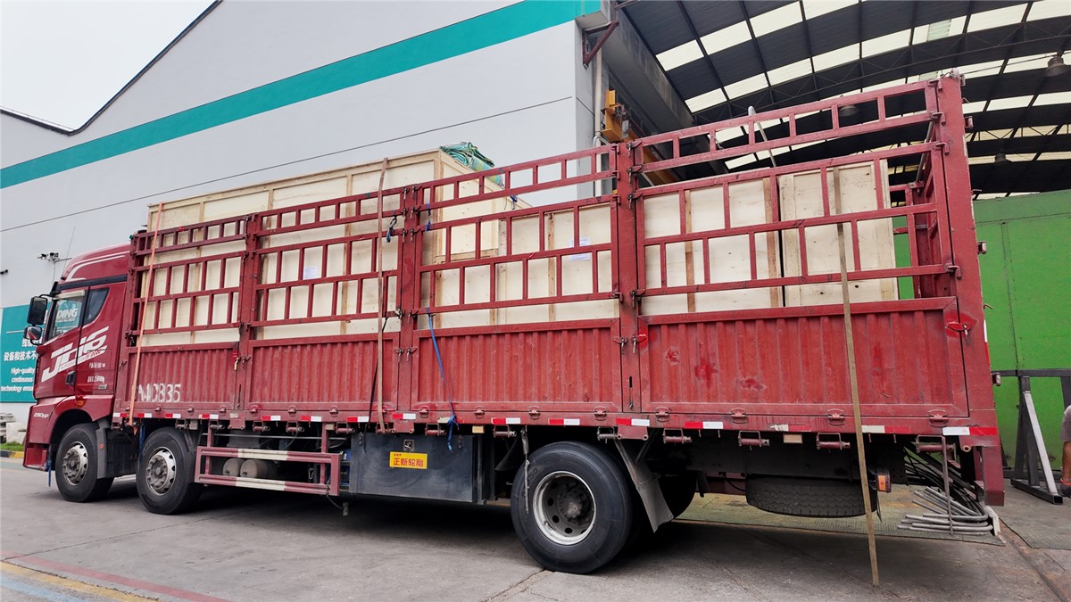 大盤徑穩(wěn)定絞合：漢鼎 DTE-800C 高速絞線機(jī)啟程發(fā)貨
